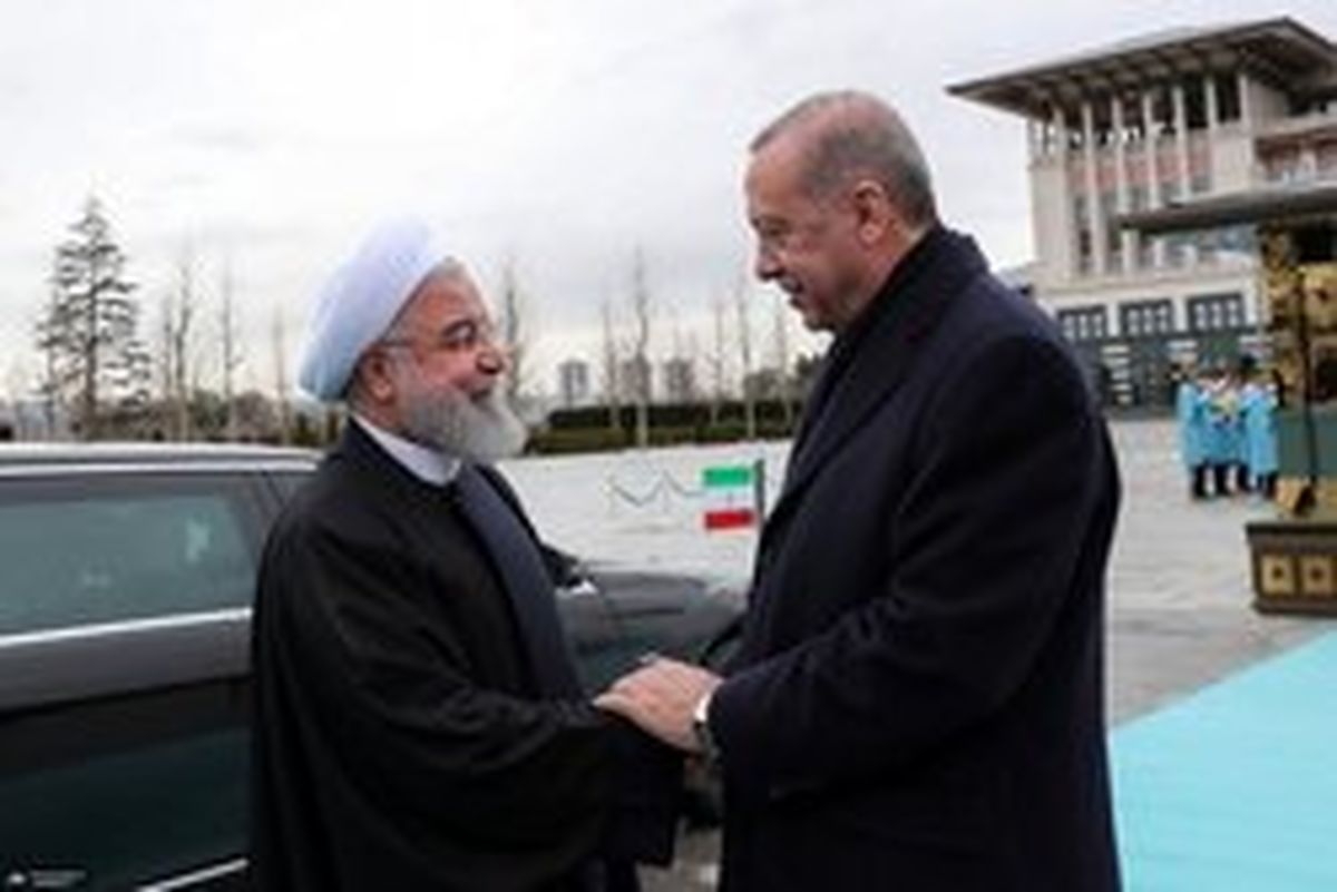 آشنا: روحانی و اردوغان ناقوس مرگ تحریم‌ها را به صدا درآورده اند