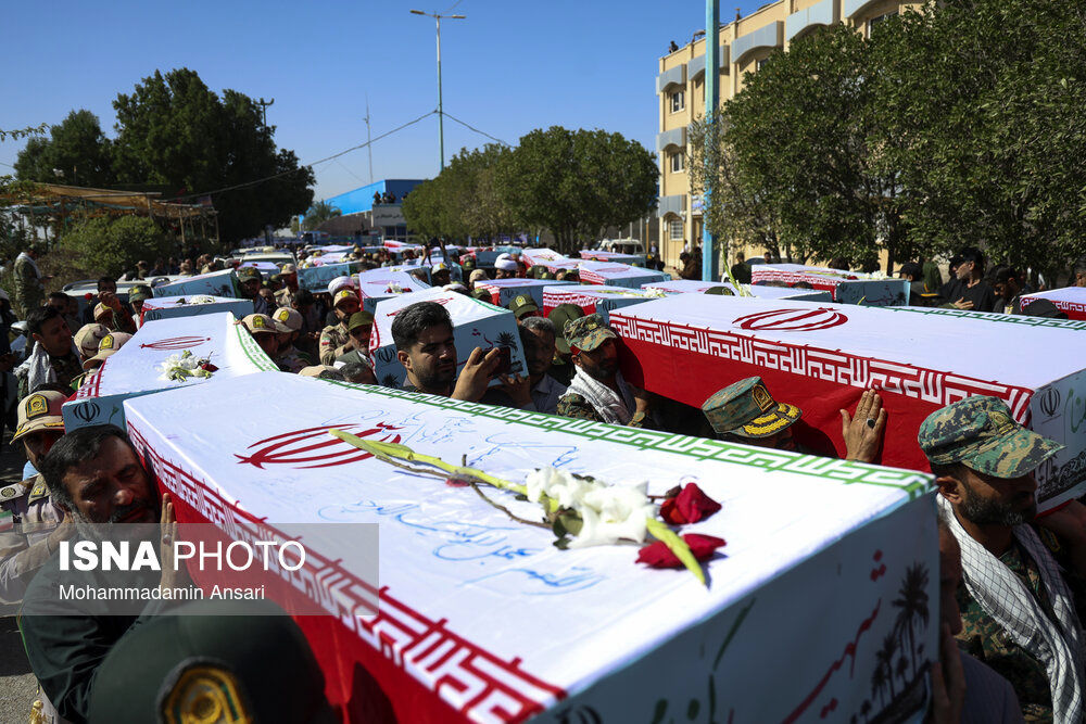 ورود پیکر پاک ۸۵ شهید دفاع مقدس از مرز آبی اروند