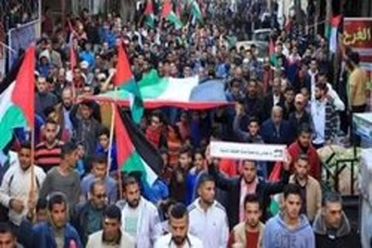 راهپیمایی فلسطینیها علیه محاصره غزه