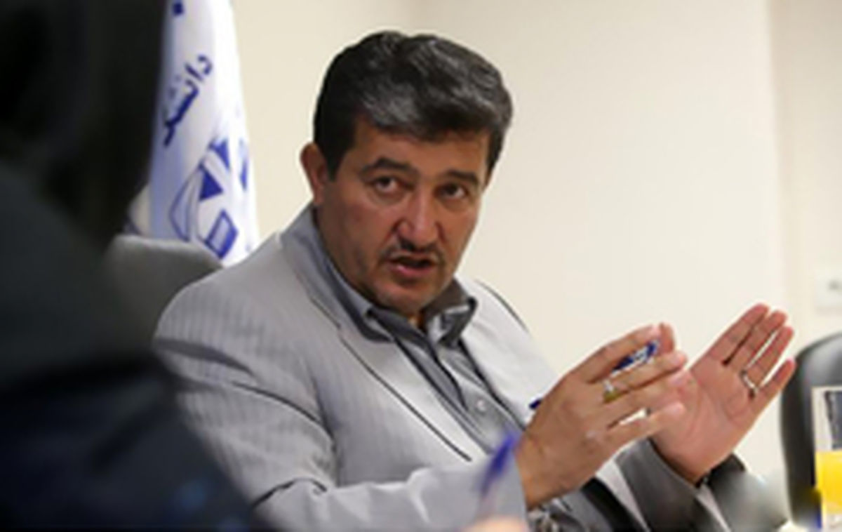 انتقاد تند یک نماینده از اعضای دولت