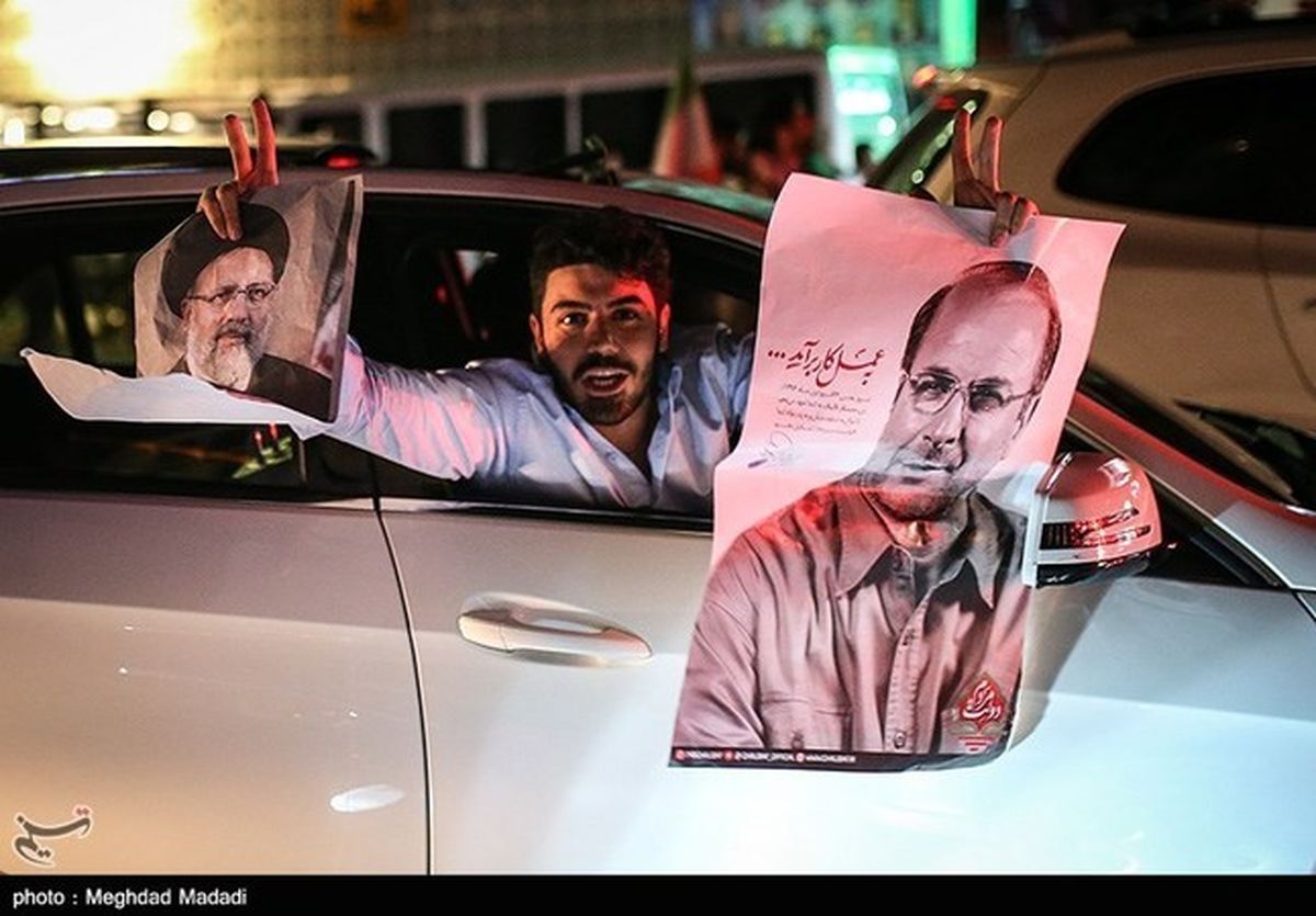 تصاویر: خیابانهای تهران در شب آخر تبلیغات نامزدها