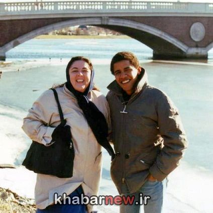 عکس/ اوباما در کنار مادرش