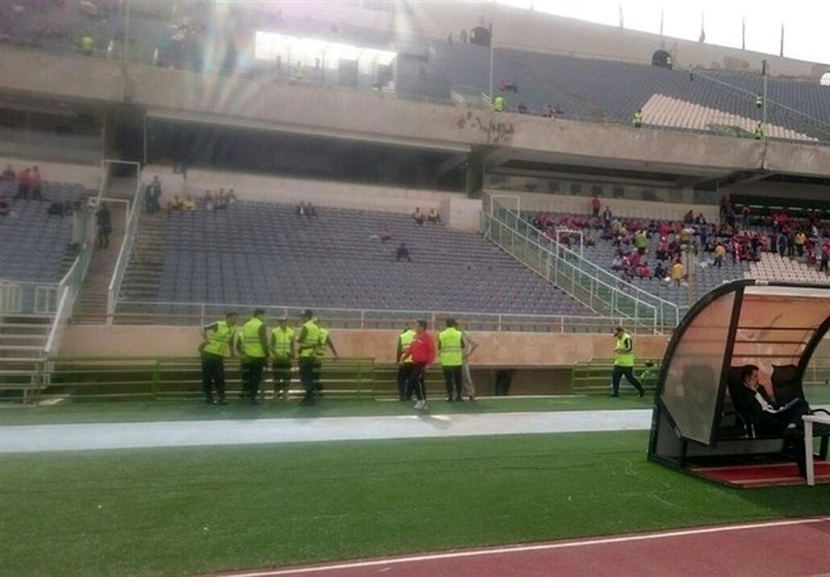 هواداران بازیکنان پرسپولیس را تحریم کردند +عکس