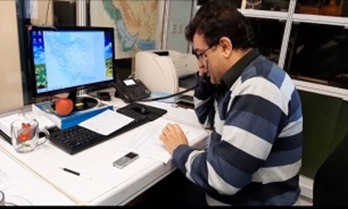 پسرم می‌گوید «هوا را جوری پیش بینی کن که مدارس تعطیل شود»!