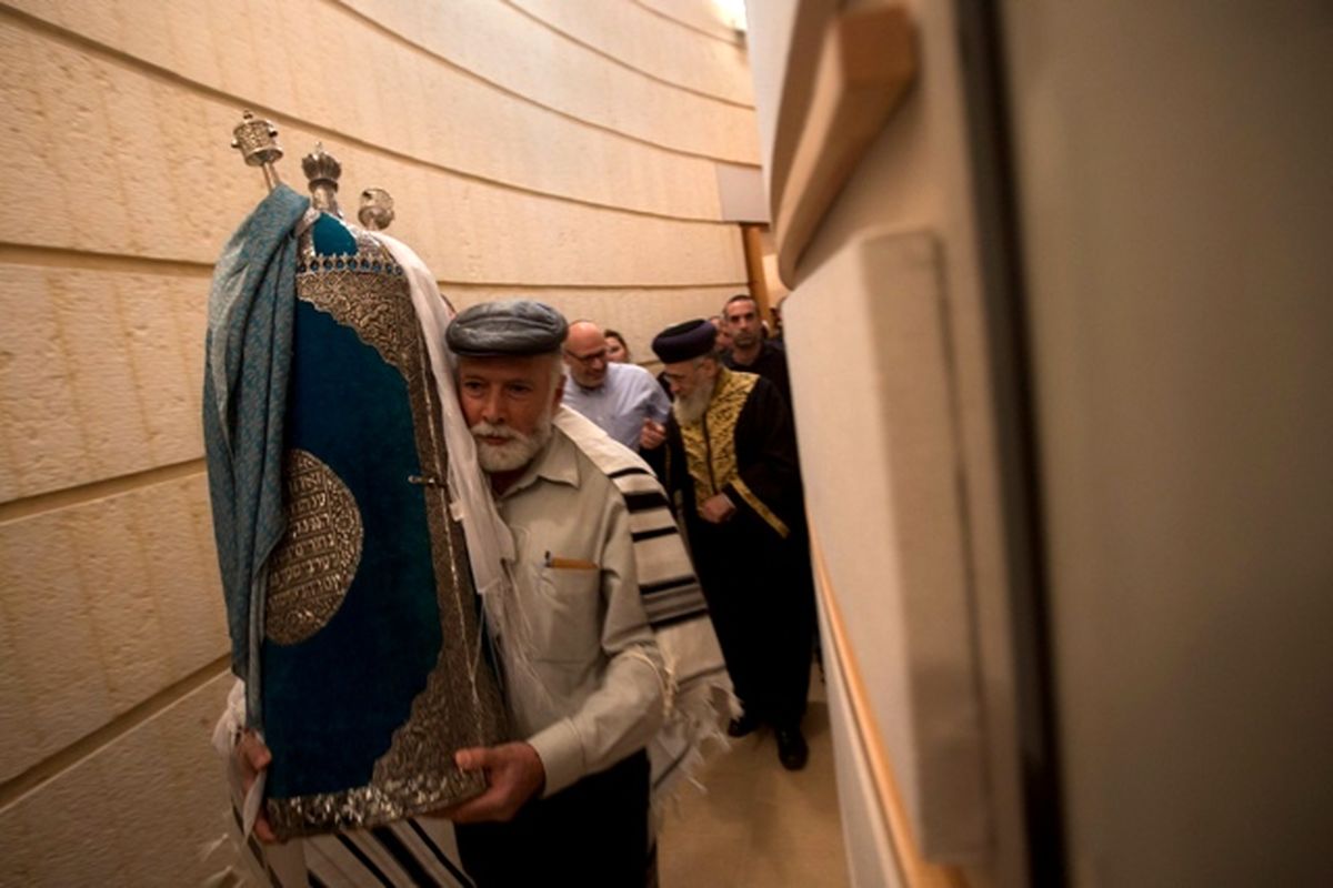 تورات ربوده شده عراقی در اسرائیل/تصاویر