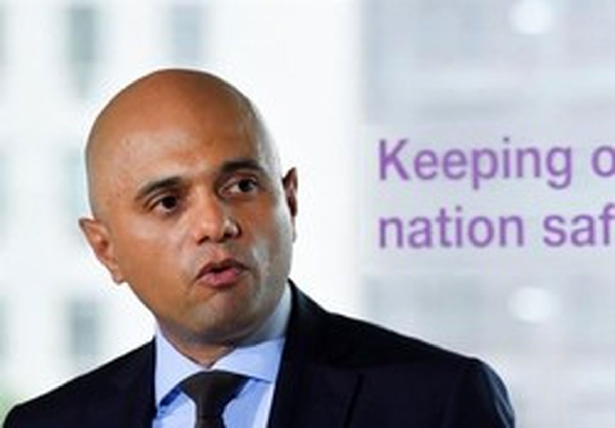 گزارش وزیر داخلی بریتانیا از سرقت گوشی همراهش