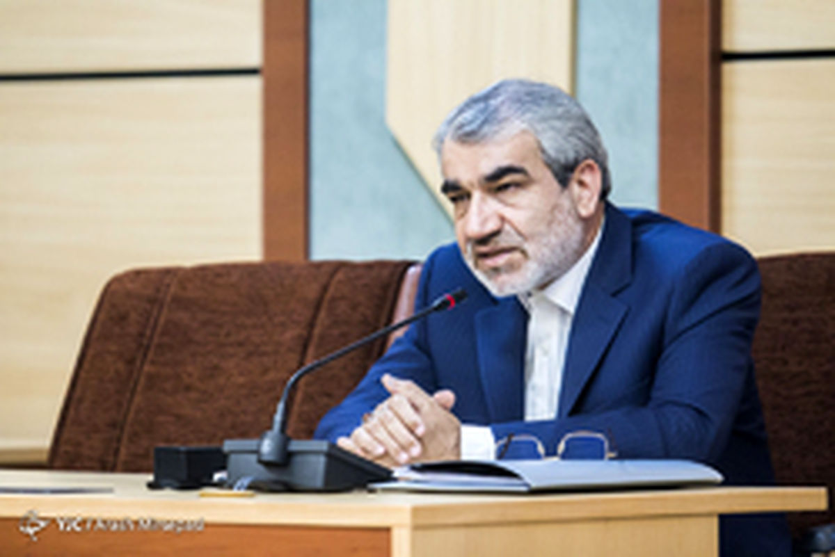 نظر کدخدایی عدول از قانون اساسی