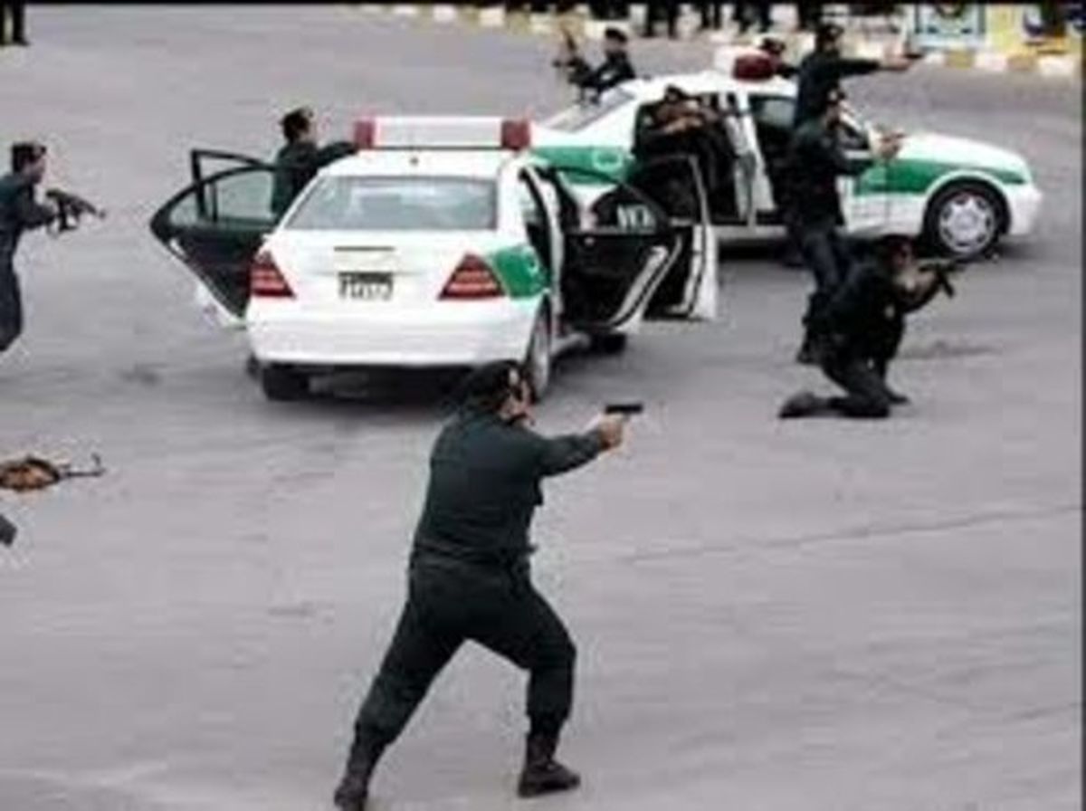 تیراندازی در محوطه تئاتر شهر