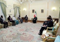 استوارنامه‌ سفرای جدید ۵ کشور تقدیم روحانی شد