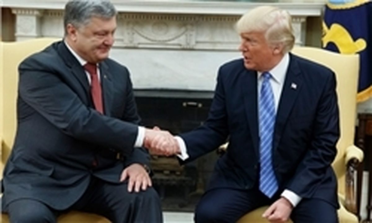 ماجرای رشوه ۴۰۰ هزار دلاری وکیل ترامپ