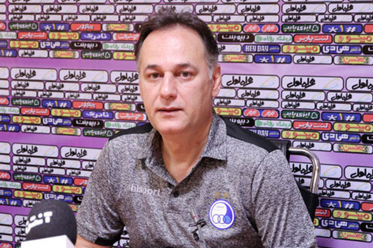 مربی استقلال: تا یک نفر فوت نکند بازی‌ها تعطیل نمی‌شود