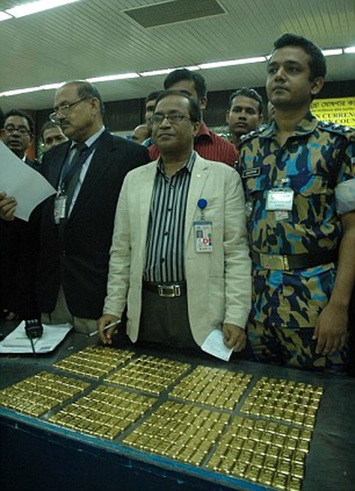 کشف۲۸۰شمش‌طلادردستشویی‌هواپیما/عکس