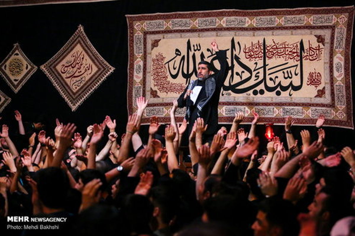 تصاویر: عزاداری دهه اول محرم در هیئت فاطمیون