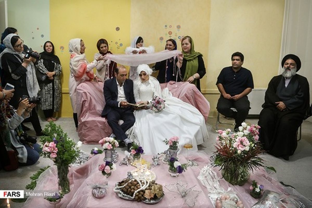 تصاویر: جشن ازدواج یک زوج کارتنخواب بهبودیافته