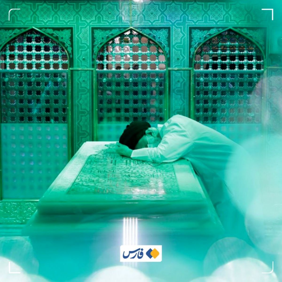  سفر رهبر انقلاب به مشهد +عکس