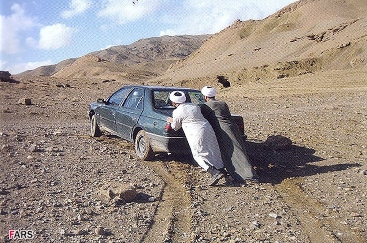 موتور سواری روحانی/تصاویر