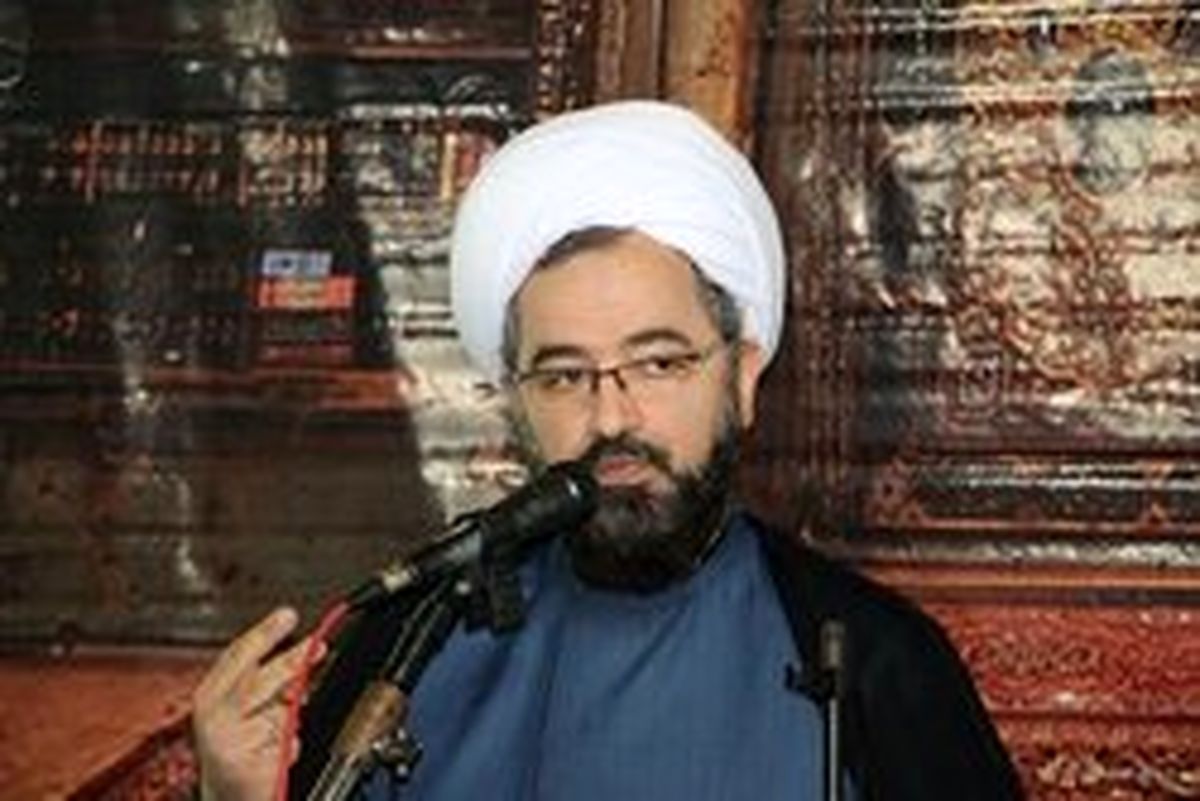 امام جمعه‌ای که خواستار دعوت از خواننده شد!