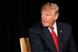 نگاهی به کارنامه سیاسی ترامپ در اولین سال زمامداری