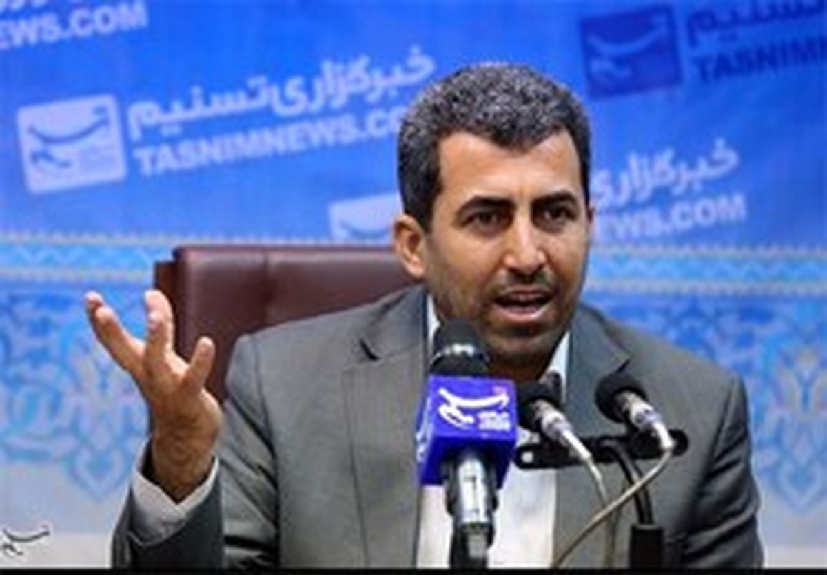 پورابراهیمی: دولت تیم اقتصادی را عوض نکند، خودمان عوض میکنیم