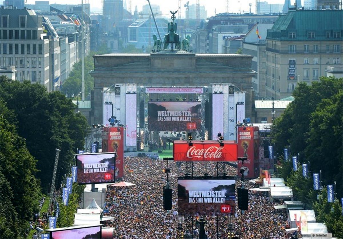 استقبال آلمانی‌ها از قهرمانان جهان/تصاویر