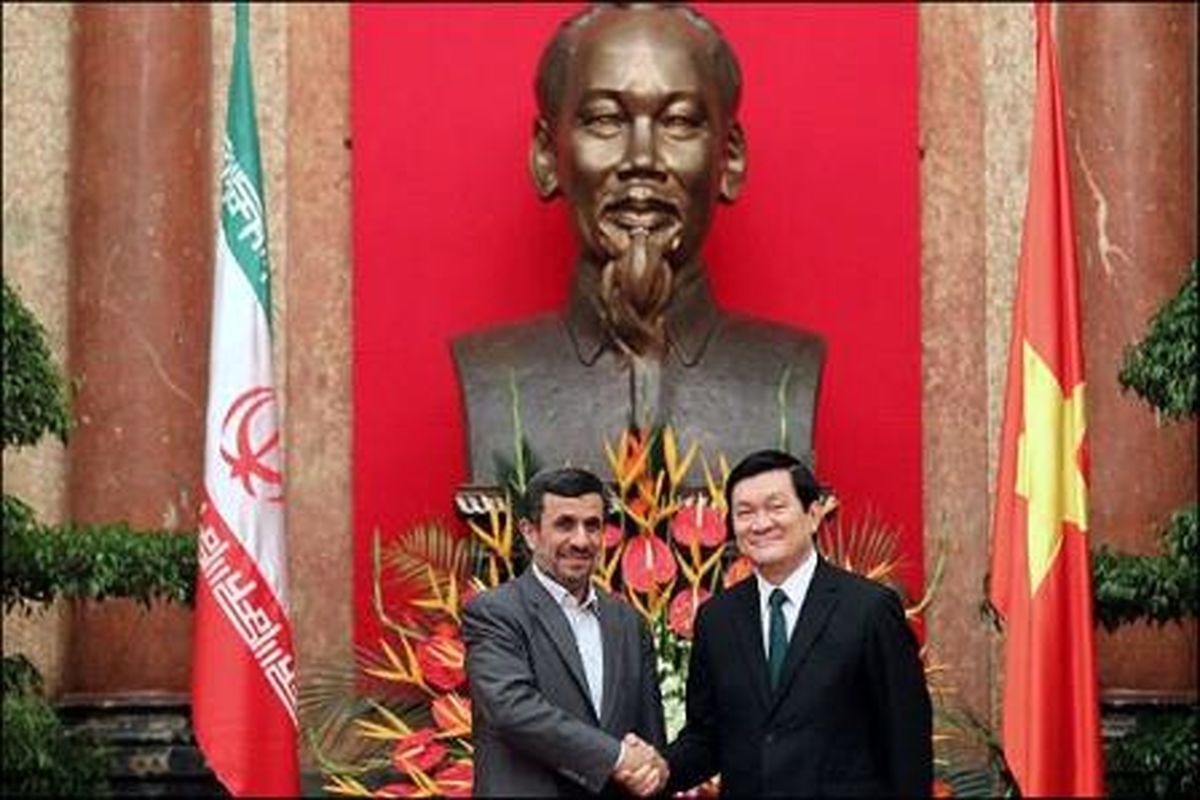 تصاویر/ از پرچم وارونه ایران تا خط ناشناخته