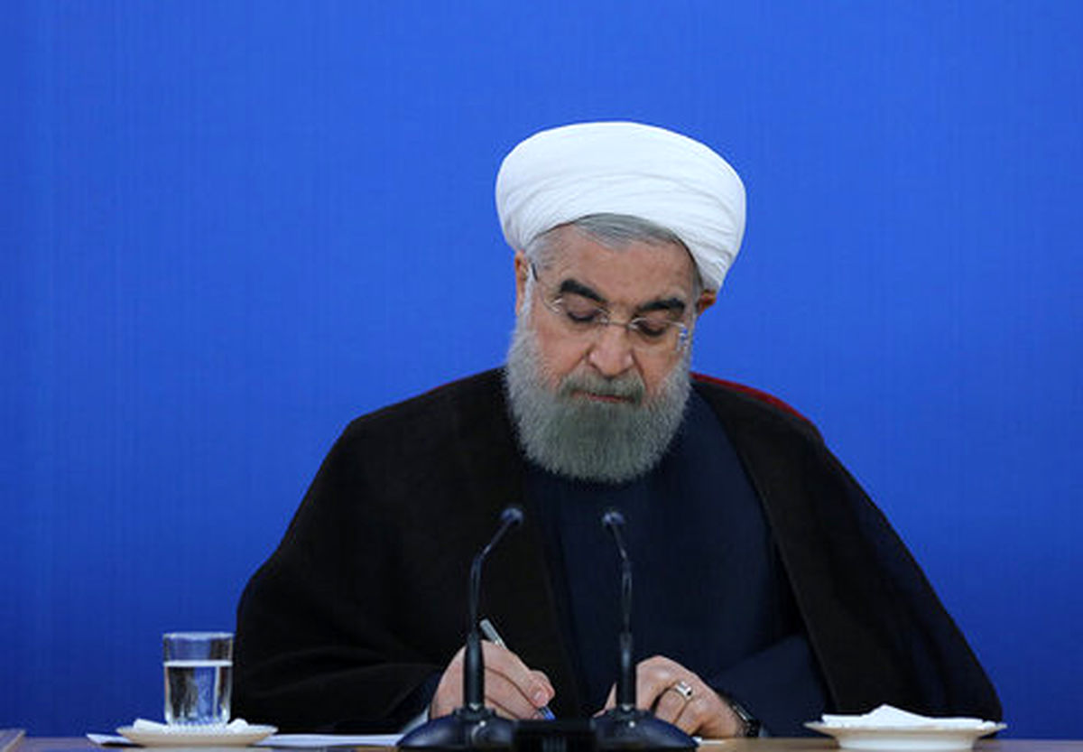 روحانی درگذشت والده قاضیزاده هاشمی را تسلیت گفت