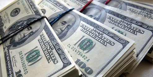 دلار و یورو در صرافی بانکی چند؟