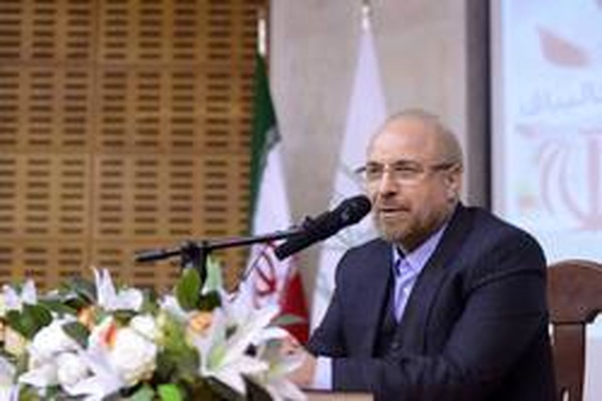 قالیباف: مبارزه با امریکا در سه کلمه کار، کار و کار خلاصه می‌شود