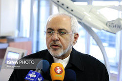 ظریف: حنای آمریکا رنگی ندارد