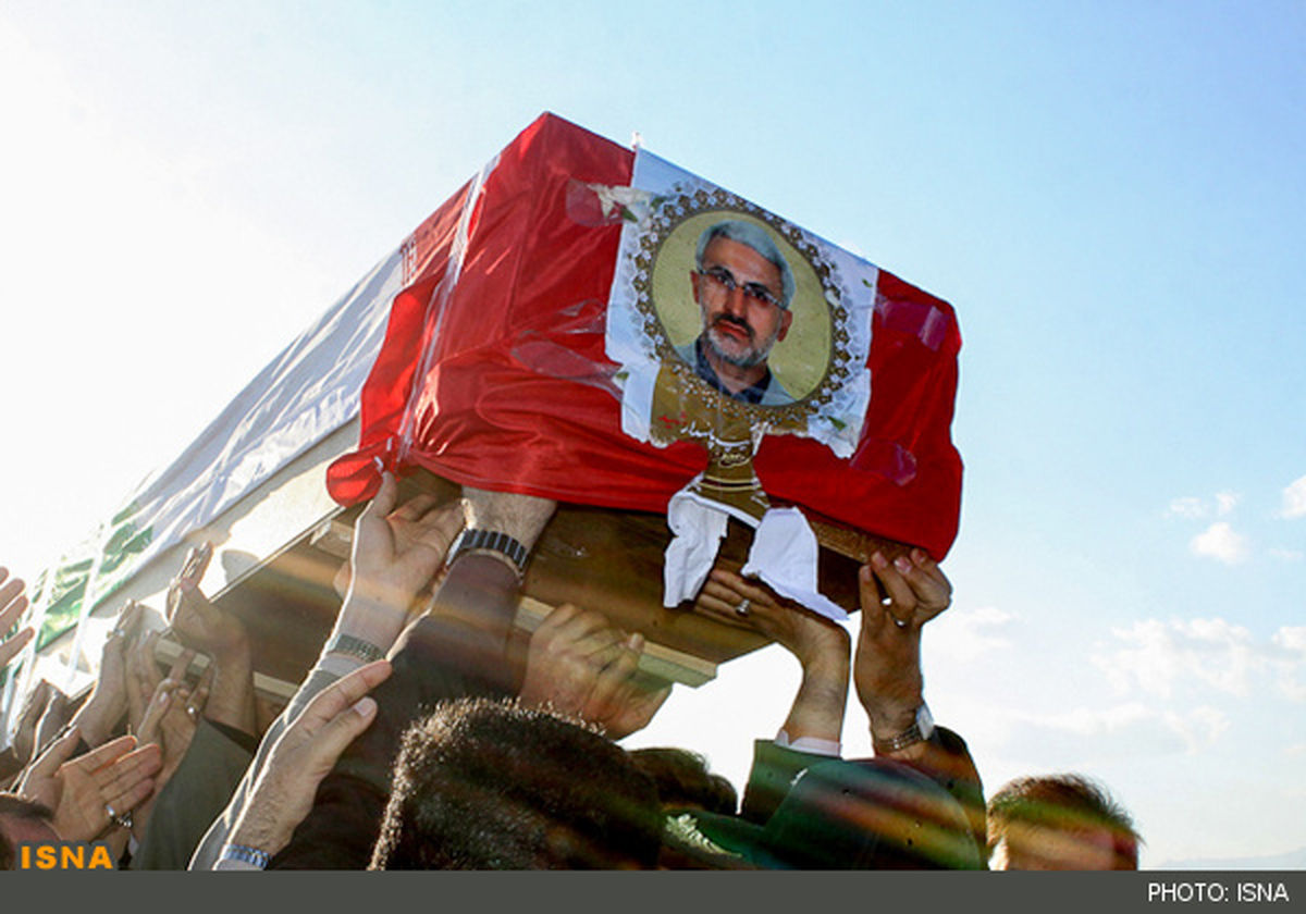 تصاویر/وداع مردم سمنان با شهید شاطری
