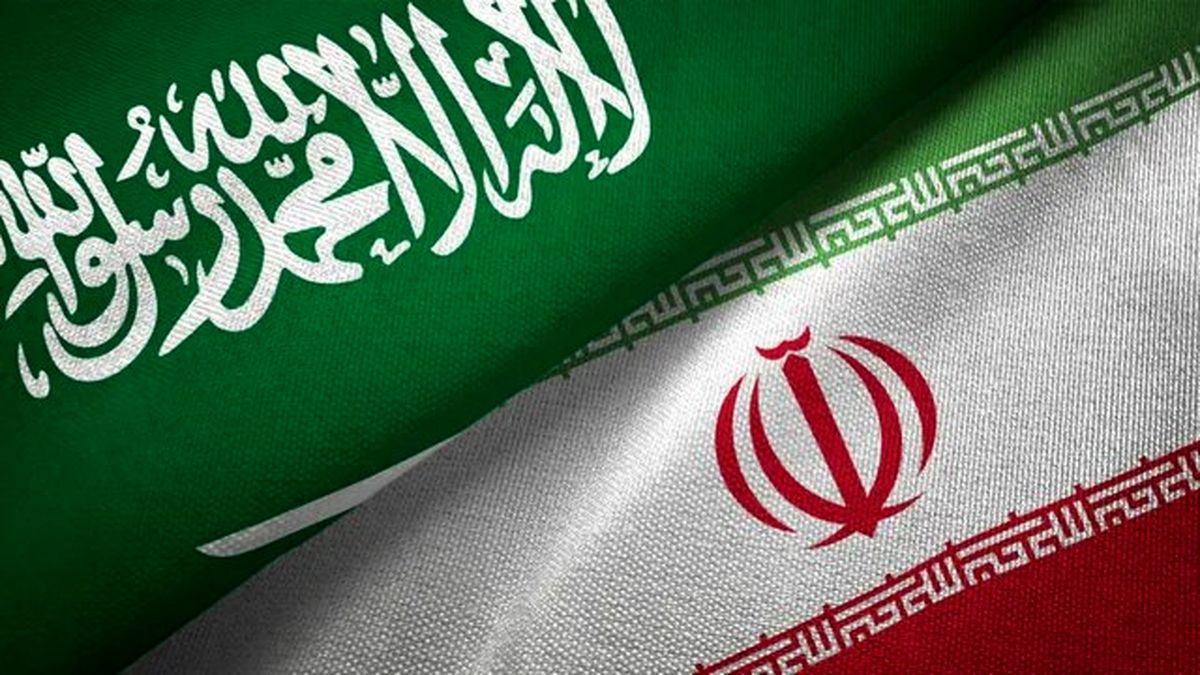 دیدار وزیر دفاع عربستان با دبیر شورای عالی امنیت ملی در تهران