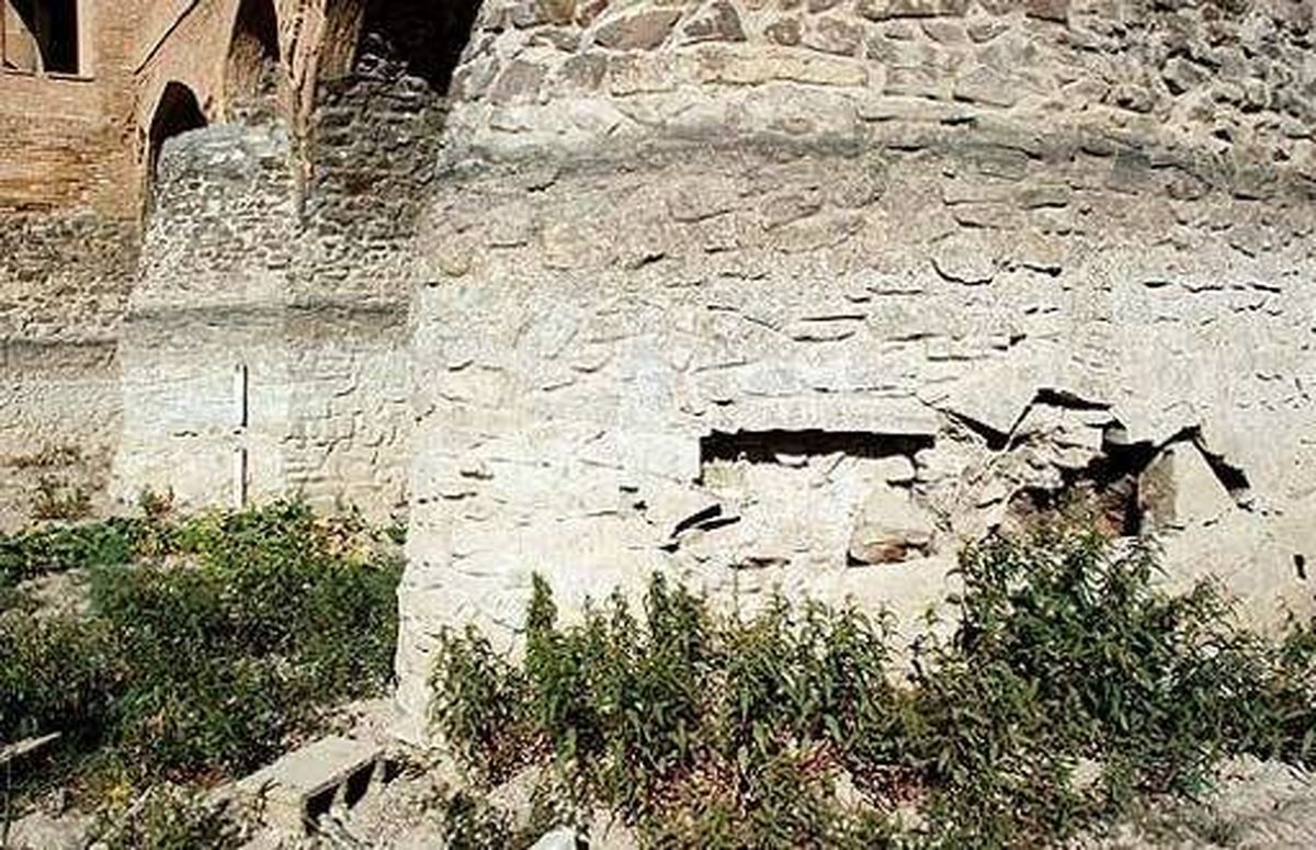 غول خشکسالی بر پل‌های تاریخی اصفهان چنبره زد