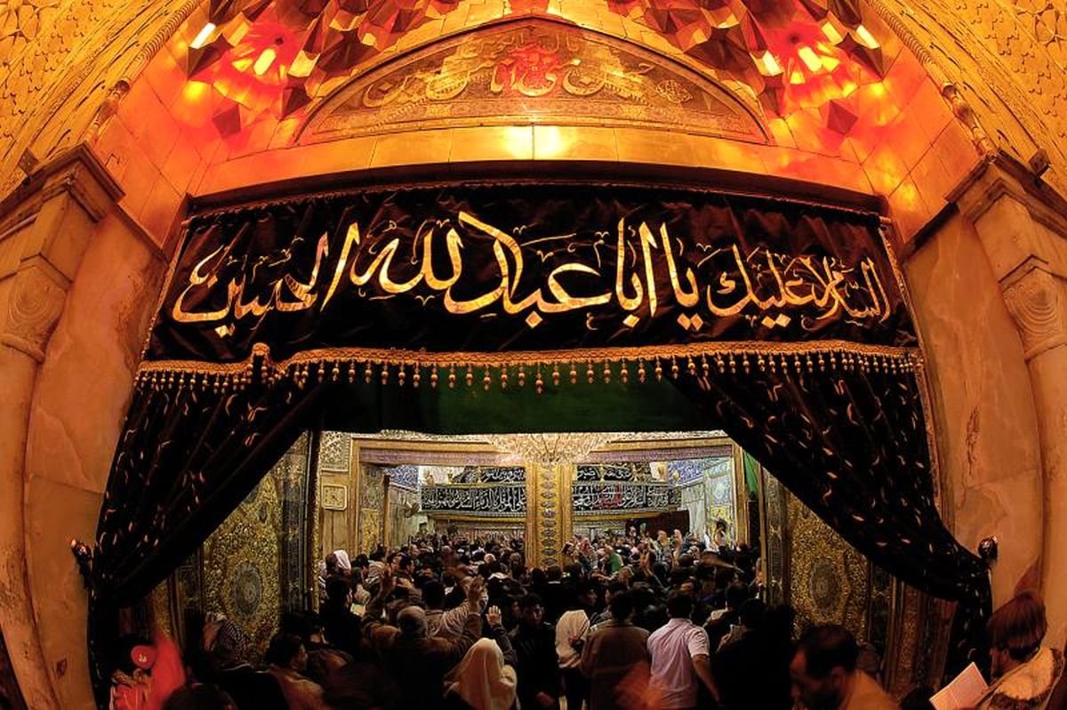 عکسی‌بی‌نظیر از ورودی‌حرم‌امام‌حسین(ع)‬