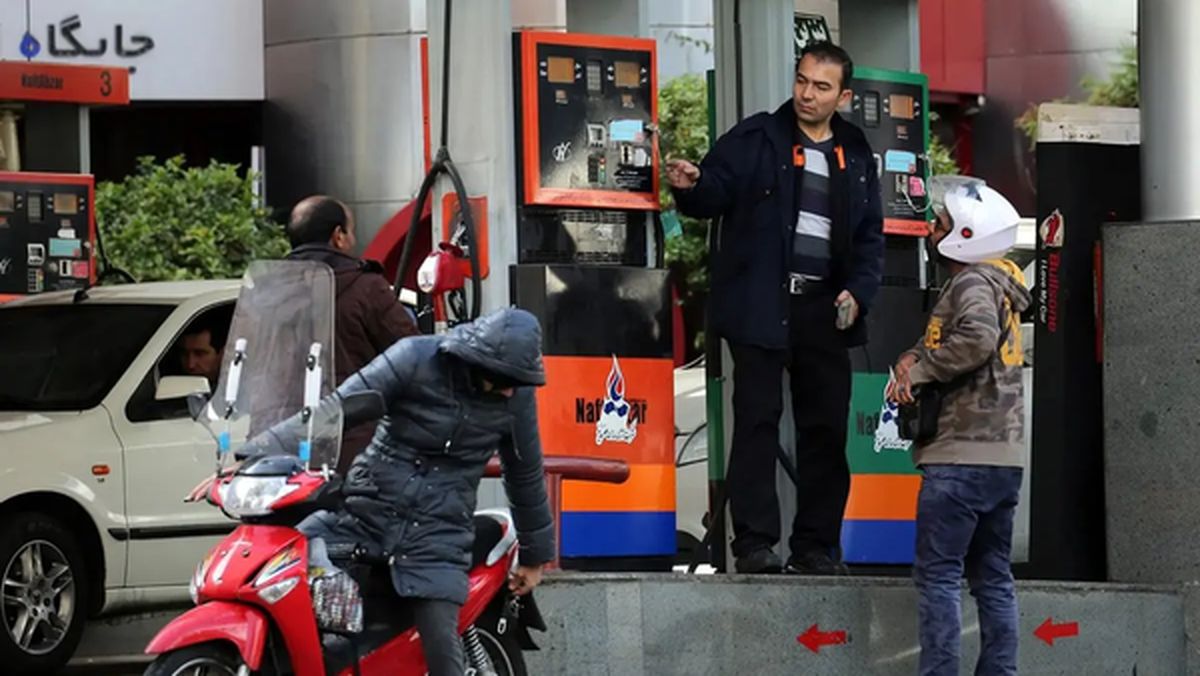 اطلاعیه صبح جمعه بنزینی | سهمیه بنزین ۱۵۰۰ تومانی تا چند ماه ذخیره می‌شود؟