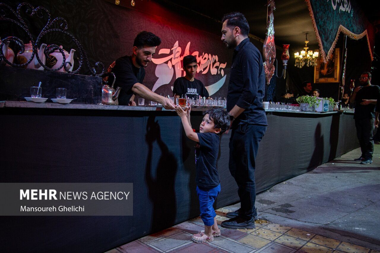 تصاویر: چای روضه