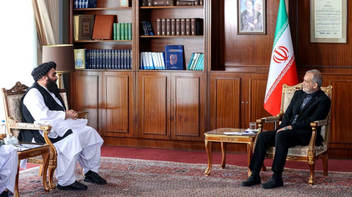 تاکید رئیس جمهور بر تمایل ایران برای گسترش همکاری با افغانستان