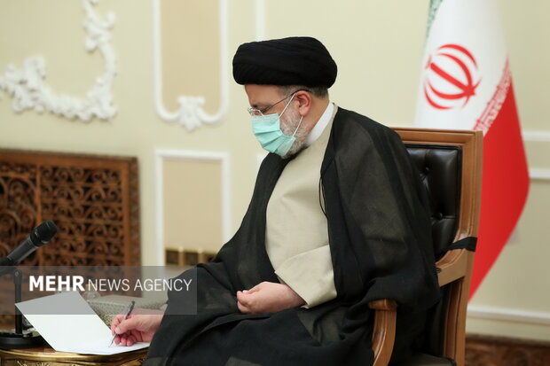 رئیس‌جمهور فرا رسیدن روز ملی یونان را تبریک گفت