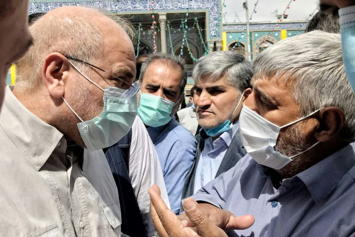 حضور قالیباف در نماز جمعه شهر ری و گفتگوی بی‌‌واسطه با مردم