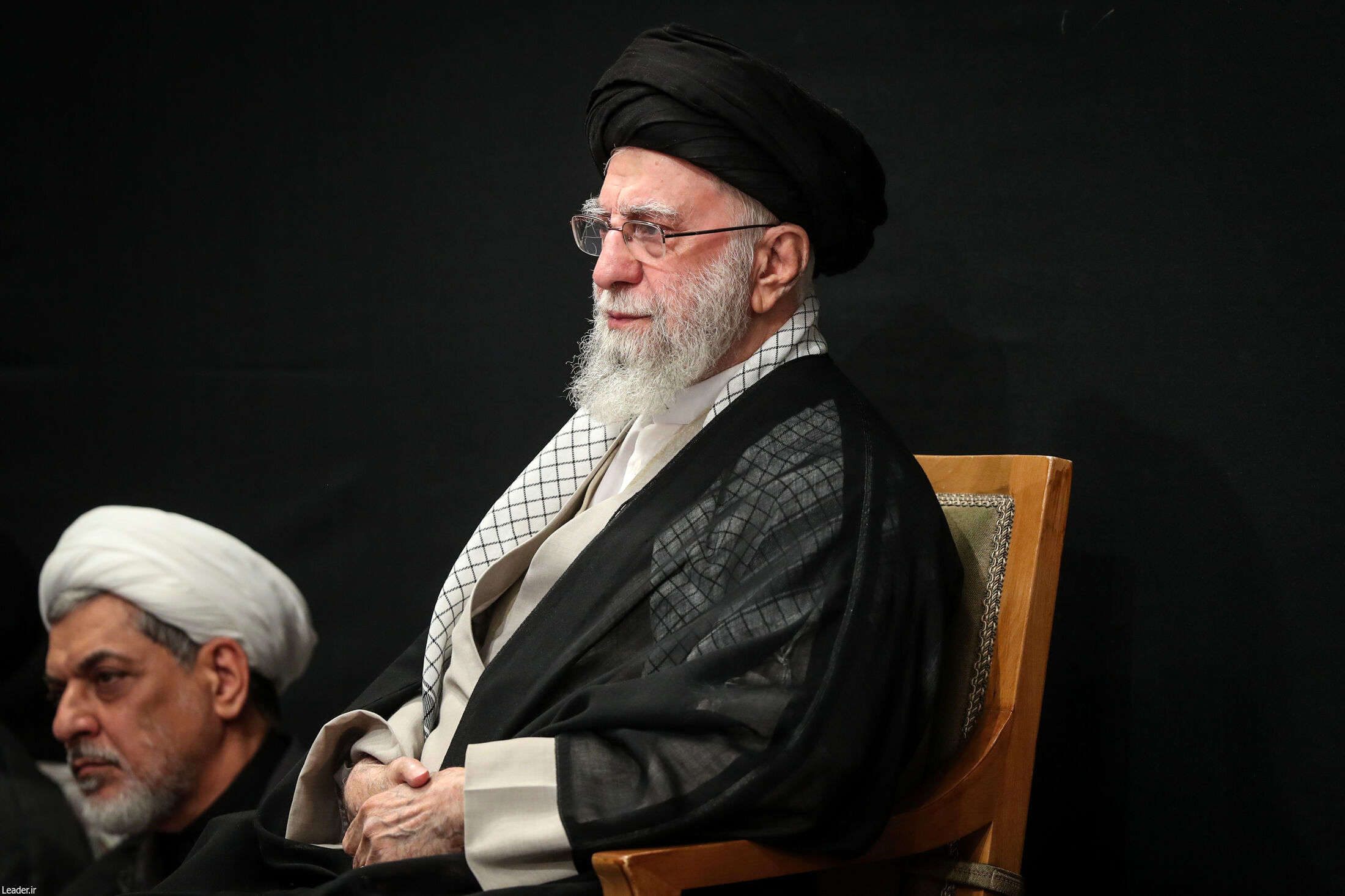 تصاویری از حضور رهبر انقلاب در مراسم بزرگداشت شهدای جنگ تحمیلی اخیر