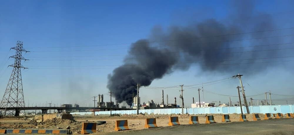 آتش سوزی در پتروشیمی امیرکبیر ماهشهر کنترل شد