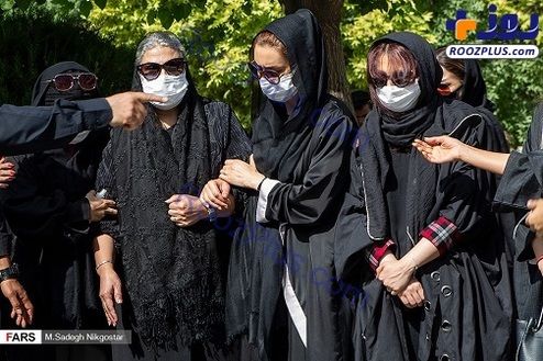 عکس: همسر سیروس گرجستانی در مراسم تشییع