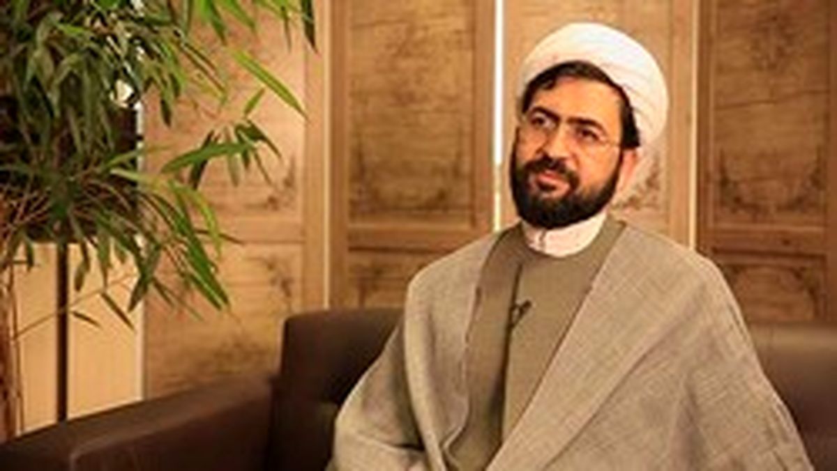 حجت الاسلام سرلک: ظرف می شورم اما زن ذلیل نیستم