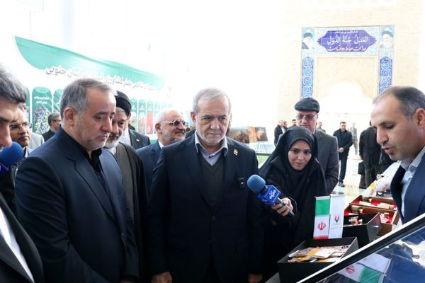 ورود رئیس‌جمهور به استانداری خراسان جنوبی