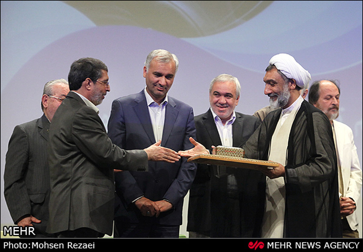 عكس/جایزه پورمحمدي به پورمحمدي