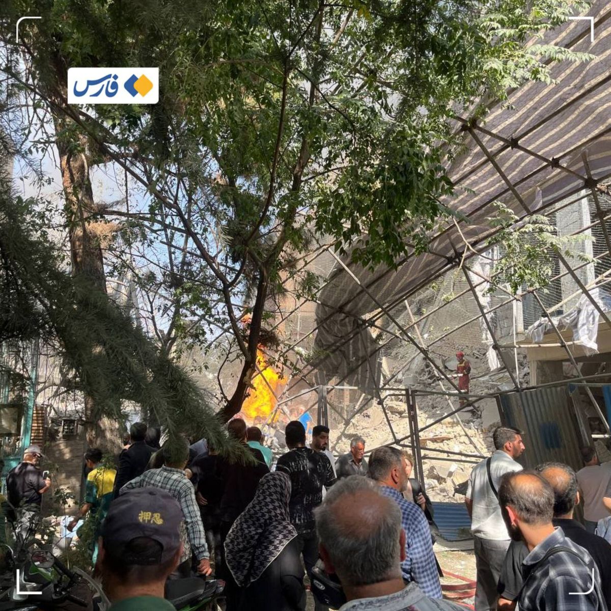 تصویری از حملهٔ رژیم صهیونیستی به ساختمان مسکونی حوالی خیابان آپادانای تهران