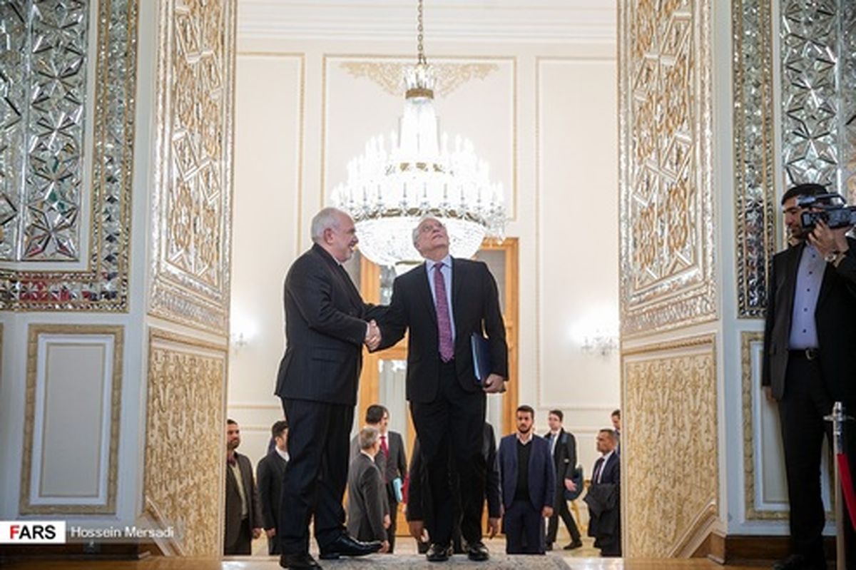 تعجب دیپلمات اروپایی از معماری سالن آینه +عکس