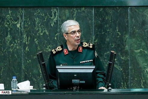 تصاویر: سرلشکر باقری در جلسه علنی مجلس