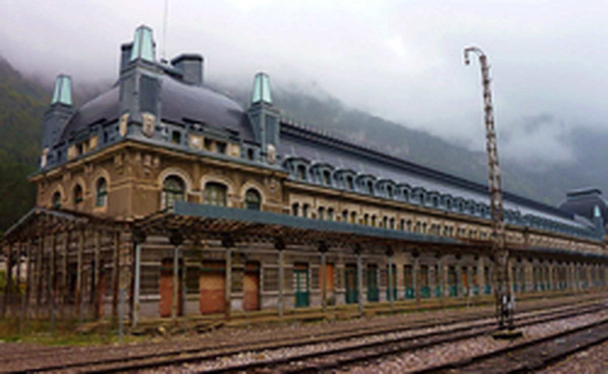 تصاویر: بزرگترین ایستگاه راه‌آهن جهان در زمان نازی‌ها