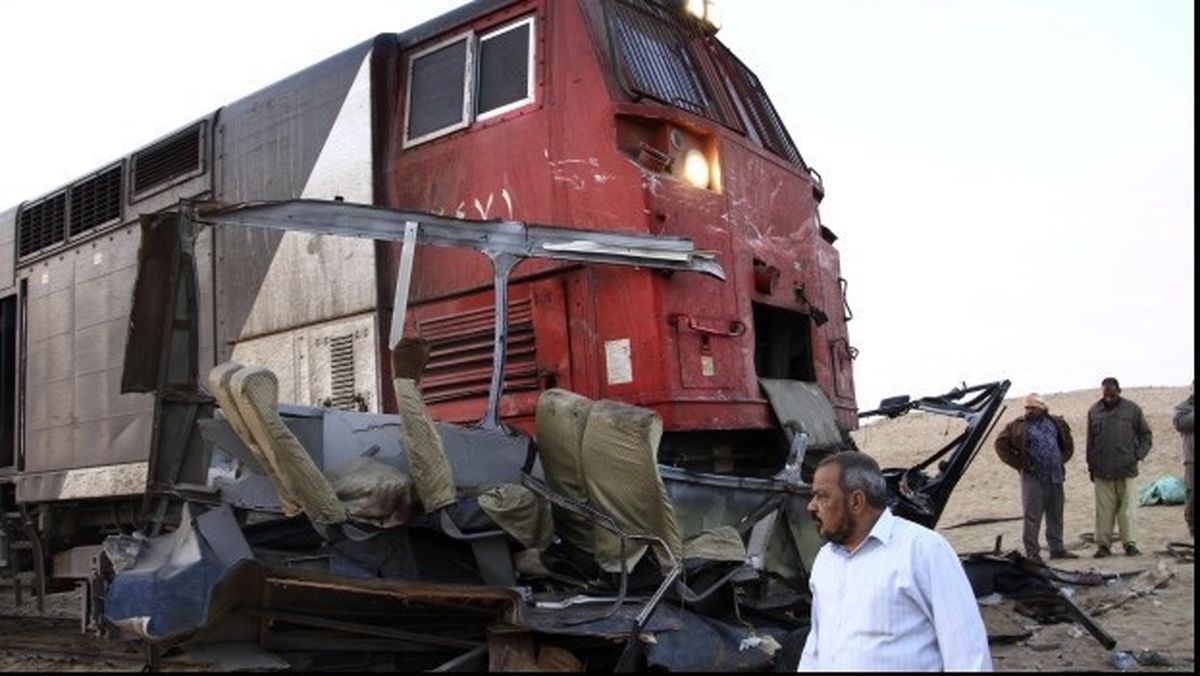 برخورد مرگبار قطار با کامیون در مصر +تصاویر