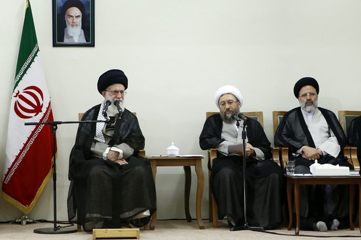 دولت، ملت و مرجعیت دینی عراق فتنه را تمام خواهند کرد/ با دخالت آمریکایی‌ها در عراق بشدت مخالفیم